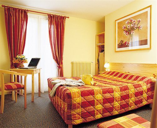 Logis Hotel Auberge De L'Etang Magnac-Bourg 외부 사진
