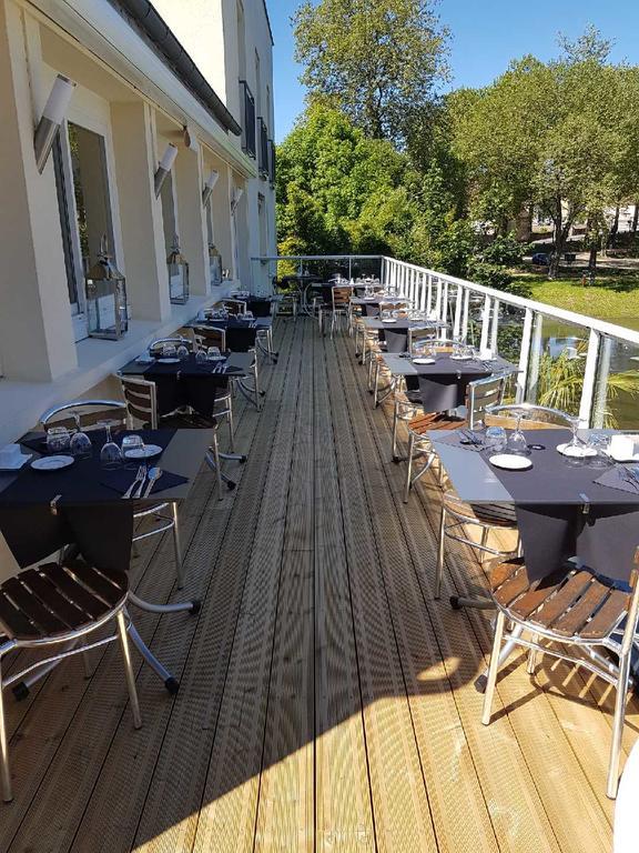 Logis Hotel Auberge De L'Etang Magnac-Bourg 외부 사진
