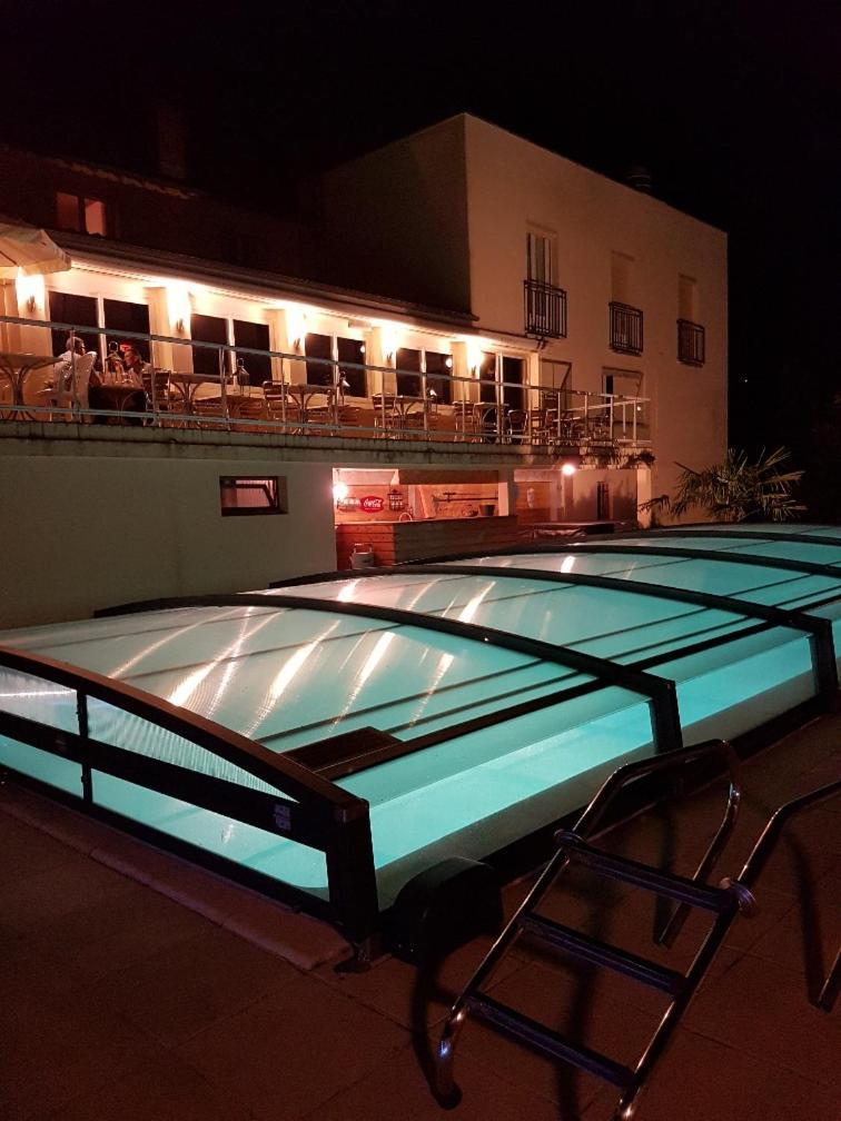 Logis Hotel Auberge De L'Etang Magnac-Bourg 외부 사진